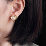 Load image into Gallery viewer, Diana heart Vintage 18k Gold Plated Stud Earrings