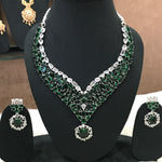 Load image into Gallery viewer, Vamika Green Ad Jewellery Set