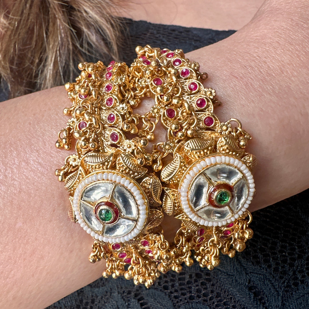 Samayra Antique Openable Kada