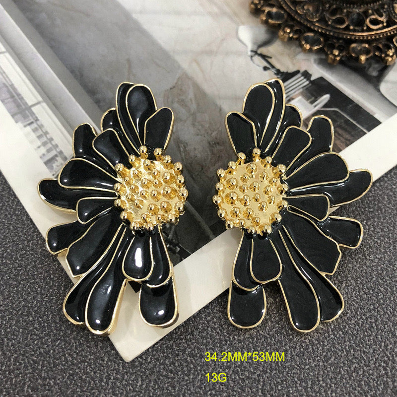 Rubina Retro Black Drop Earrings