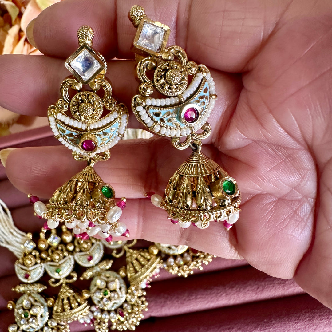 Gayatri Heritage Necklace Set