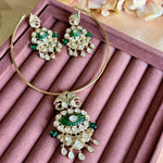 Load image into Gallery viewer, Ava Royal Doublet Kundan Hasli Set