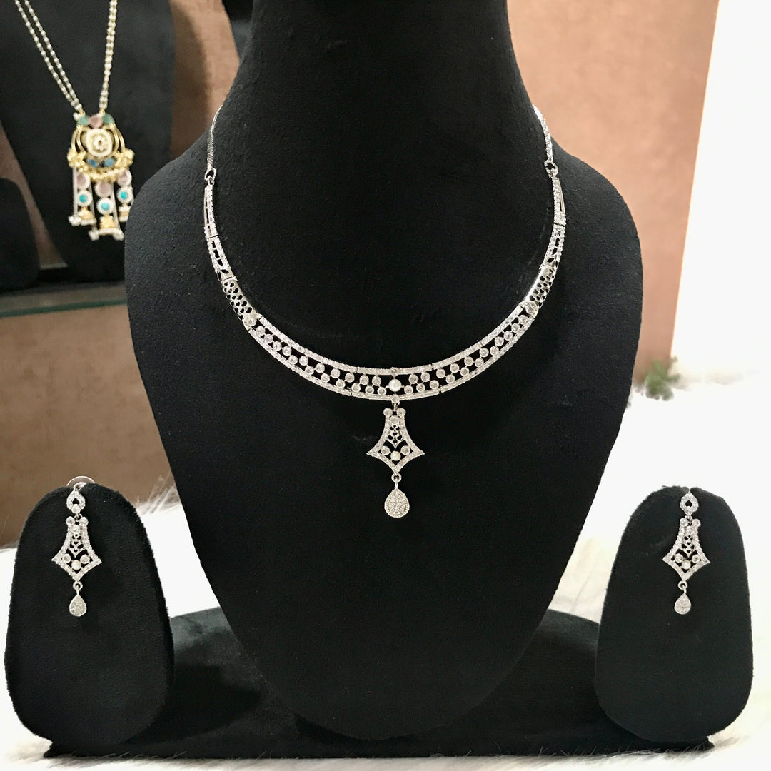 Ekanshi Ad Jewellery Set