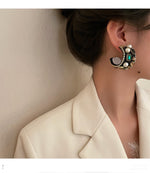 Load image into Gallery viewer, Aish Black Stone Studded Earring