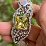 Load image into Gallery viewer, Kavish Ad Doublet Stone Bracelet