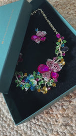 Load and play video in Gallery viewer, Alexa lux Statement jewellery Set