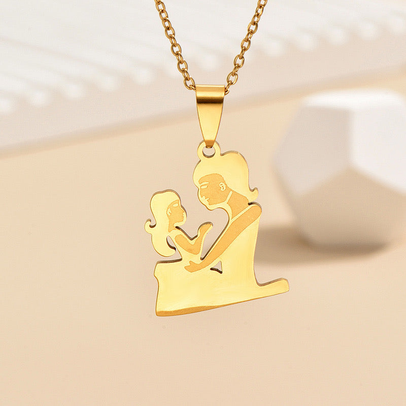 Mom’s Love Classic Pendant Chain