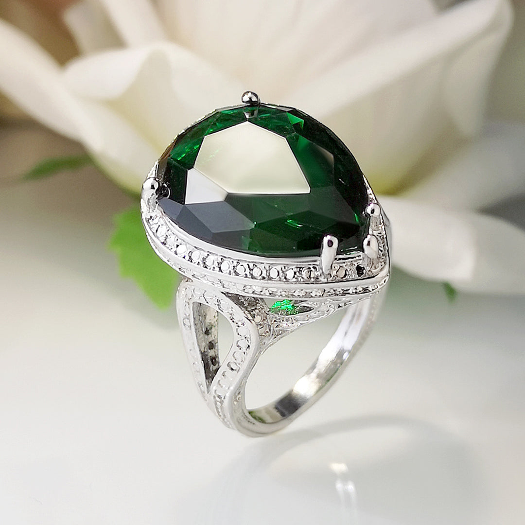 Emerald Water Droplets Luxury Zircon Ring