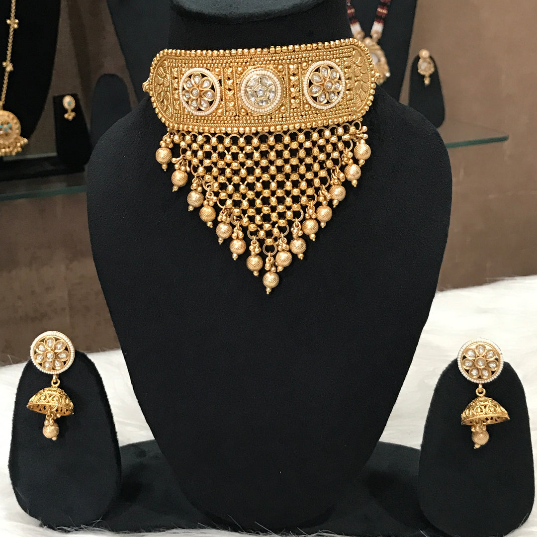 Neya Rajwadi Jewellery Set