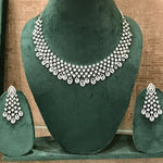 Load image into Gallery viewer, Mahira Diamond Imitation Ad Stone Necklace Set
