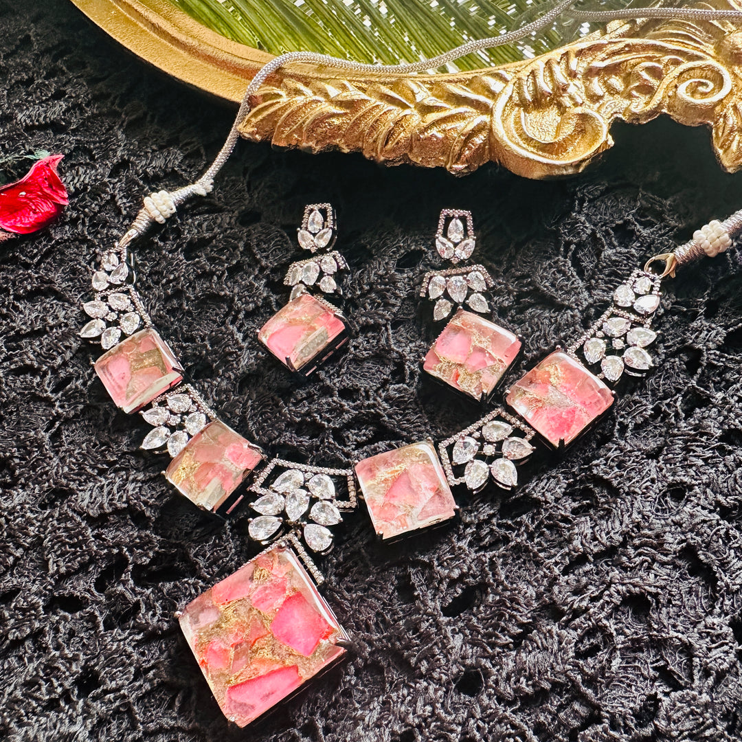 Kia Pink Jewellery Set