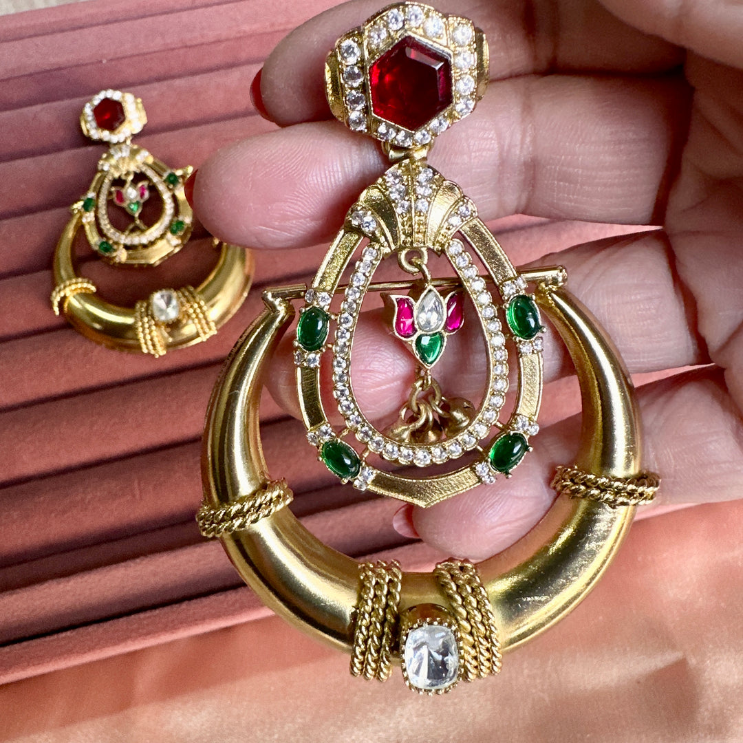 Adhvika Royal kundan Jhumka