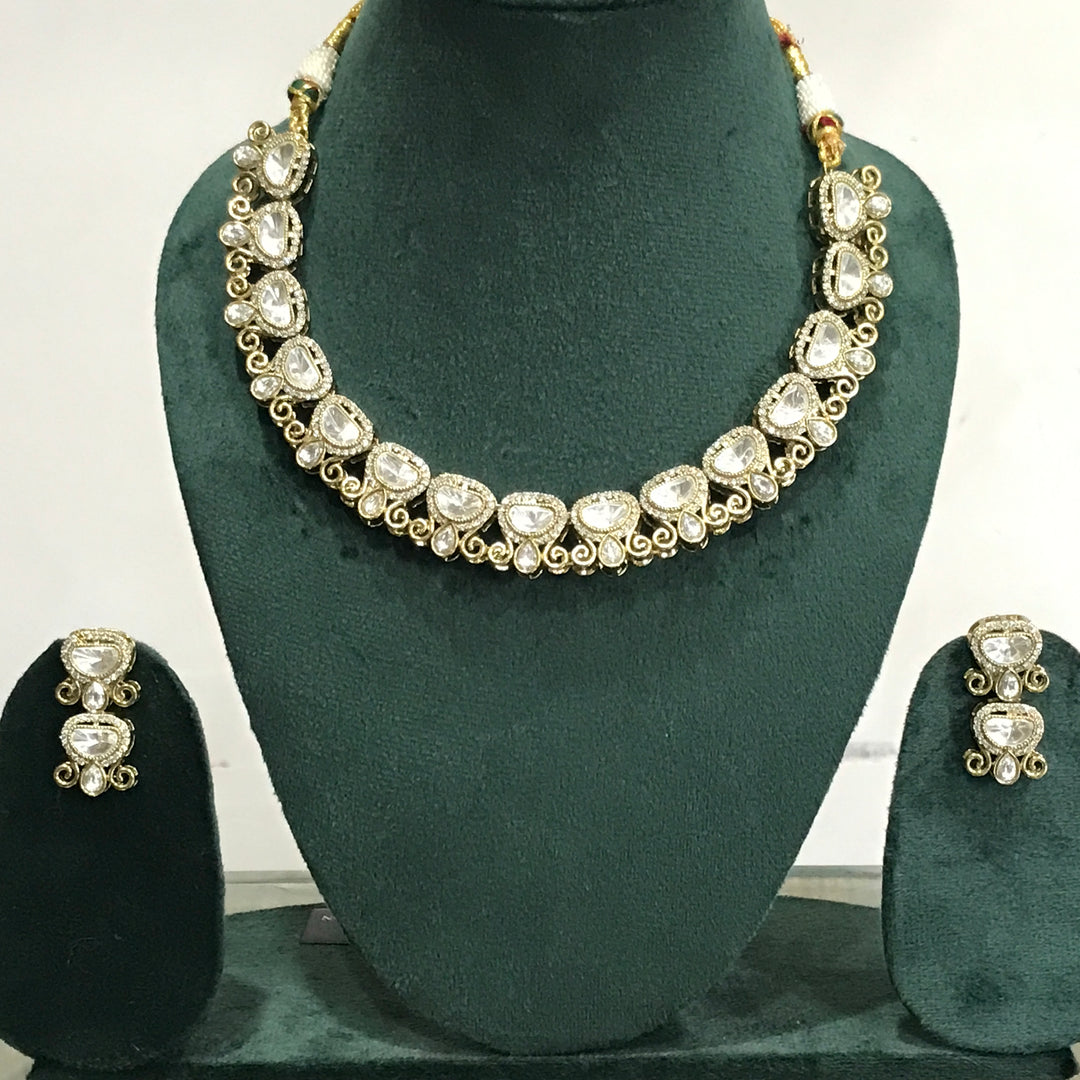 Avika mossionite Polki Set