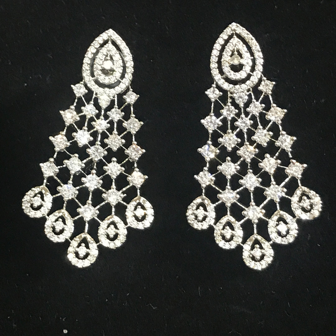 Mahira Diamond Imitation Ad Stone Necklace Set