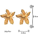 Load image into Gallery viewer, Daisy Vintage Earrings
