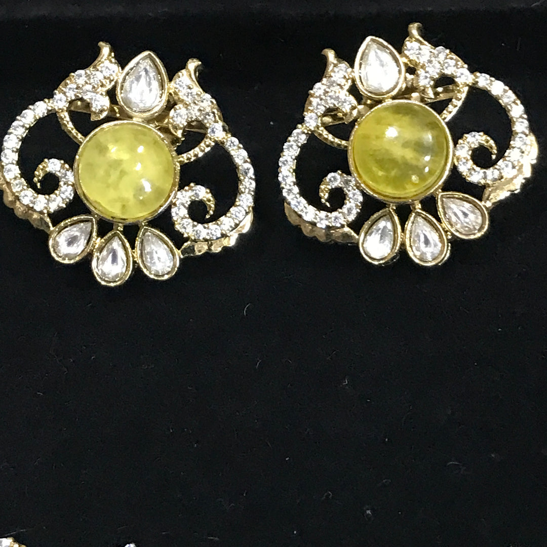 Amayra kundan Jewellery Set