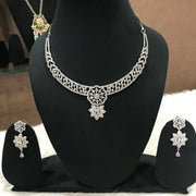 Urvi Ad Jewellery Set