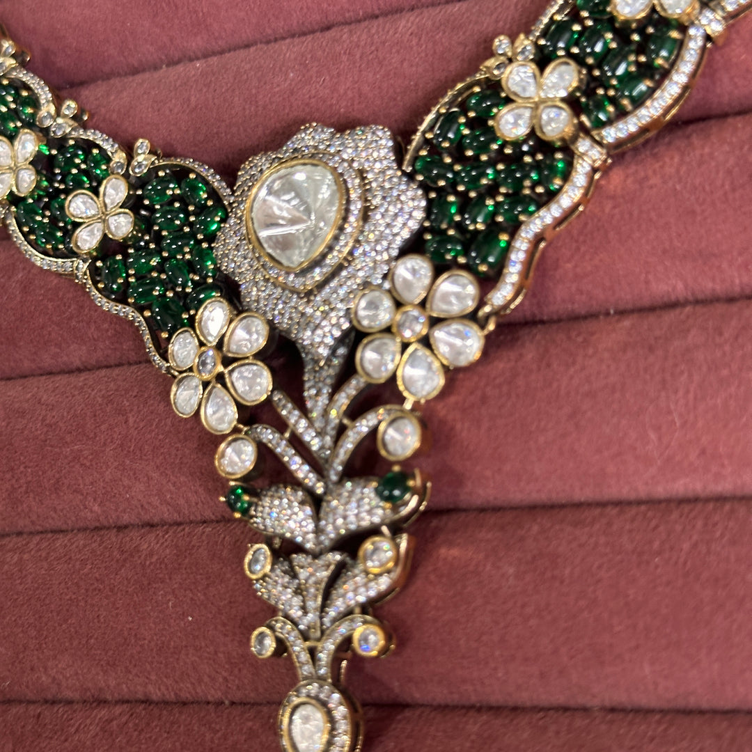 Kavya Green Jewellery Set