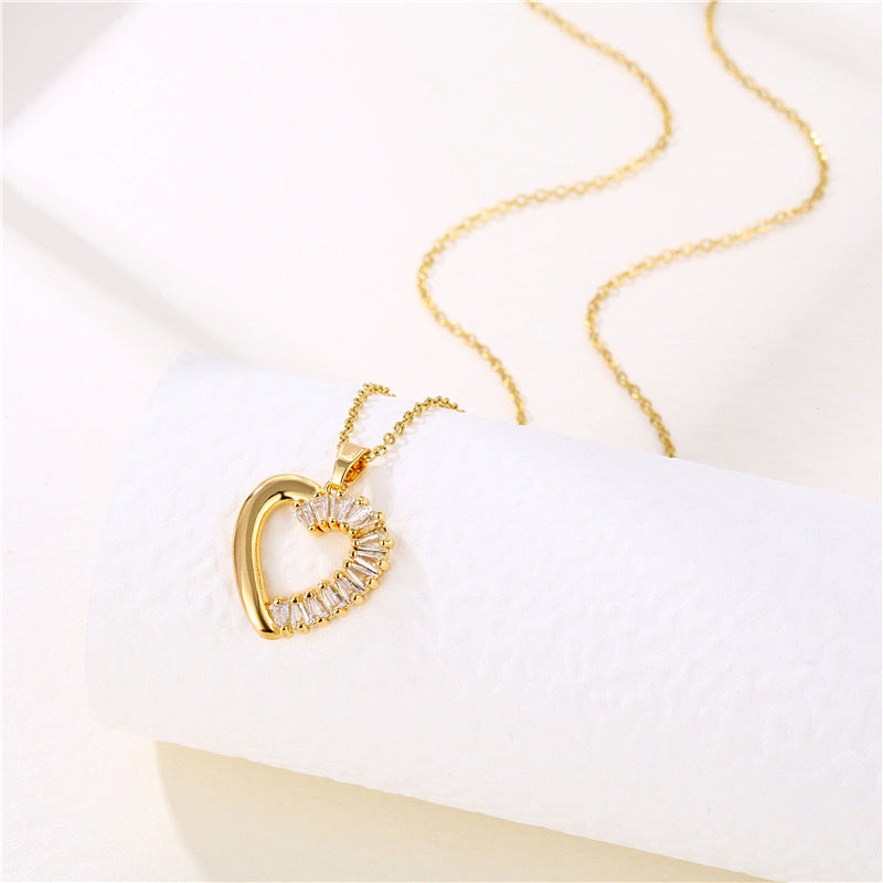 Shanaya Heart Shape Waterproof 18k Gold Plated Zircon Chain