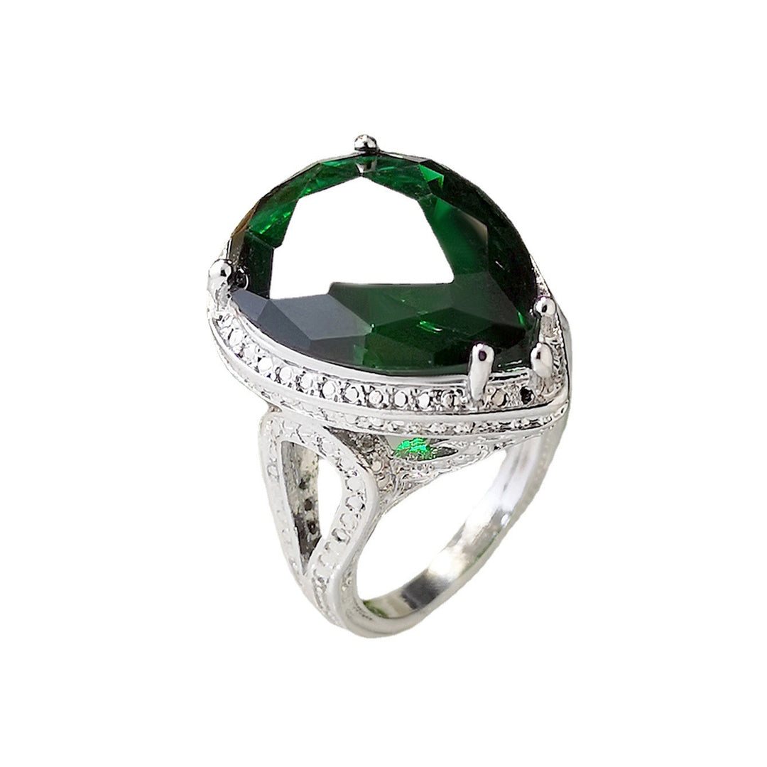 Emerald Water Droplets Luxury Zircon Ring