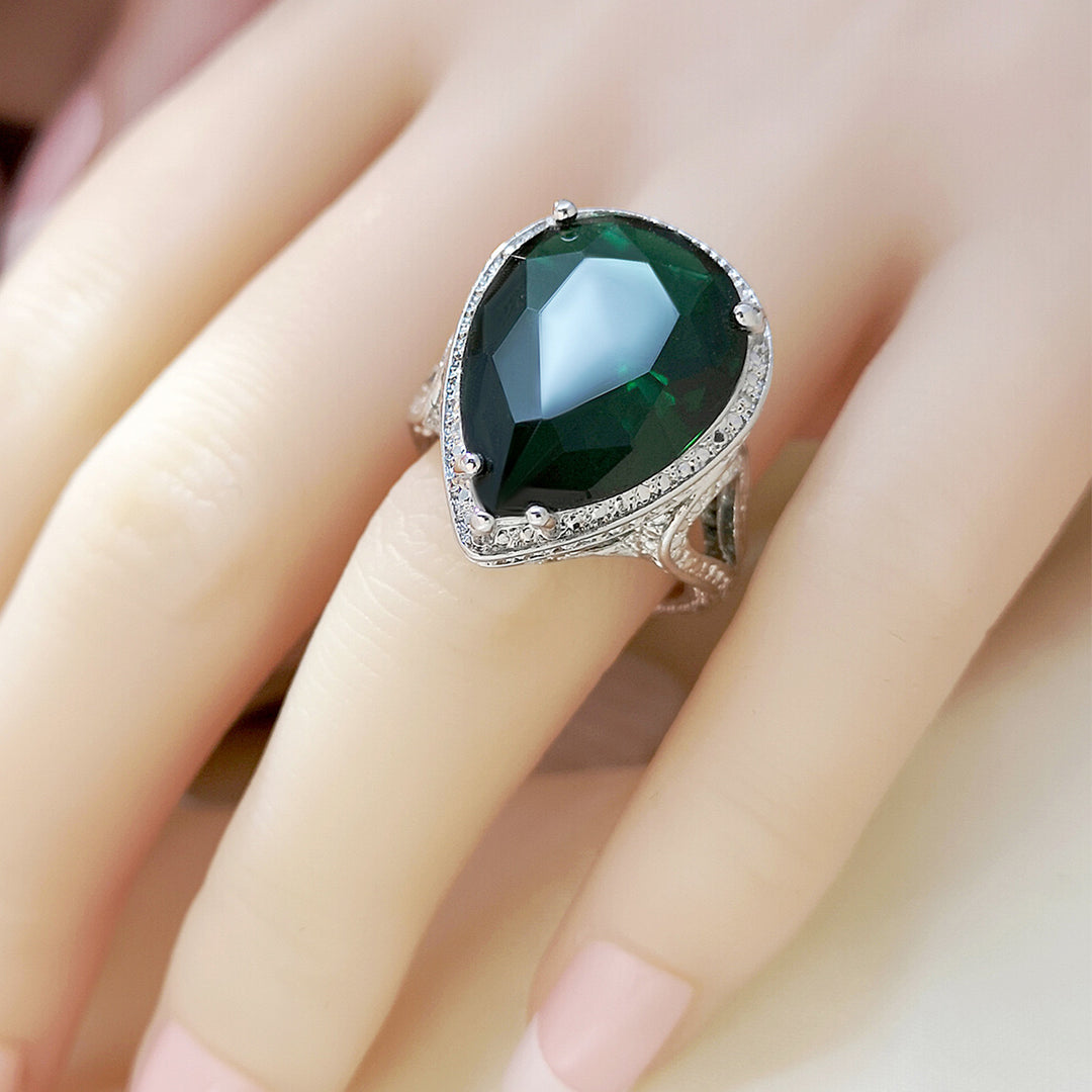 Emerald Water Droplets Luxury Zircon Ring