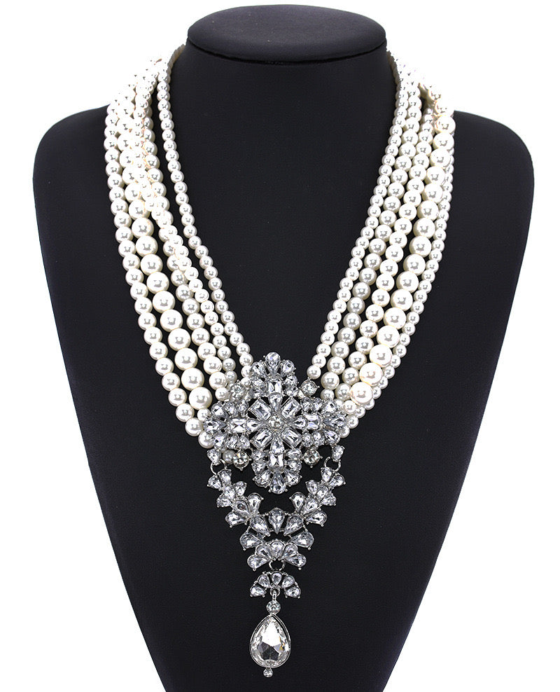 Rihana Luxurious Statement Necklace