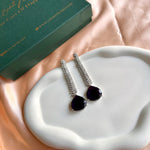 Load image into Gallery viewer, Anamika Purple Earrings
