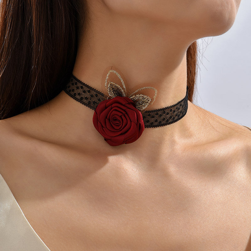 Retro Rose Flower Lace Fusion Choker