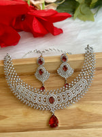 Load image into Gallery viewer, Pariniti Chokar Jewellery Set
